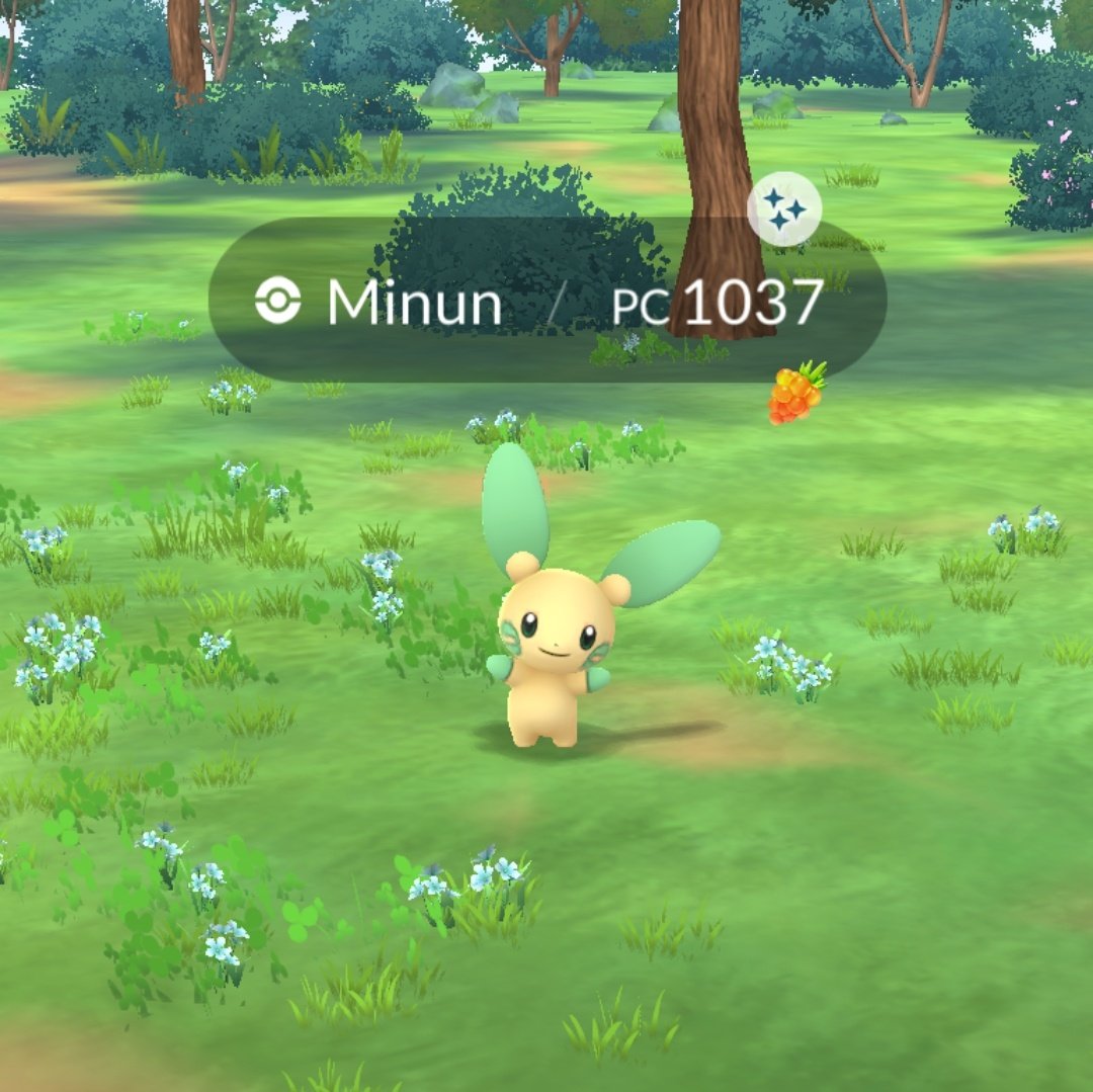 AlberthNow's tweet photo. Voy tarde al trabajo, pero al menos me salió un Shiny ✨ #PokemonGo https://t.co/RYeoOZGmSn