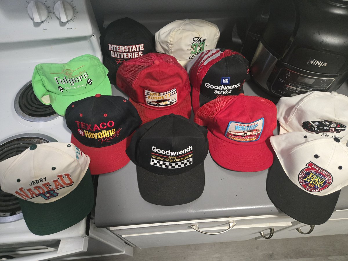 Sarah Davis 🤫 Bubba fan // 23XI stan tweet media