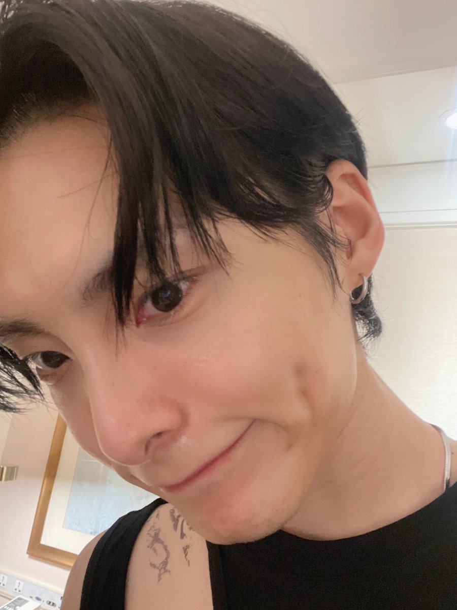 PJH_Updates's tweet image. [💌] - JUNHEE official LıNC update ♥️ 

#JUNHEE #준희 #박준희 #ジュンヒ