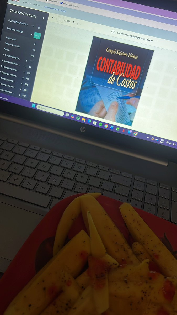 ByLiss000's tweet photo. De libros de romance a libros de contabilidad 🫩🫩 https://t.co/shUqYPwfz4