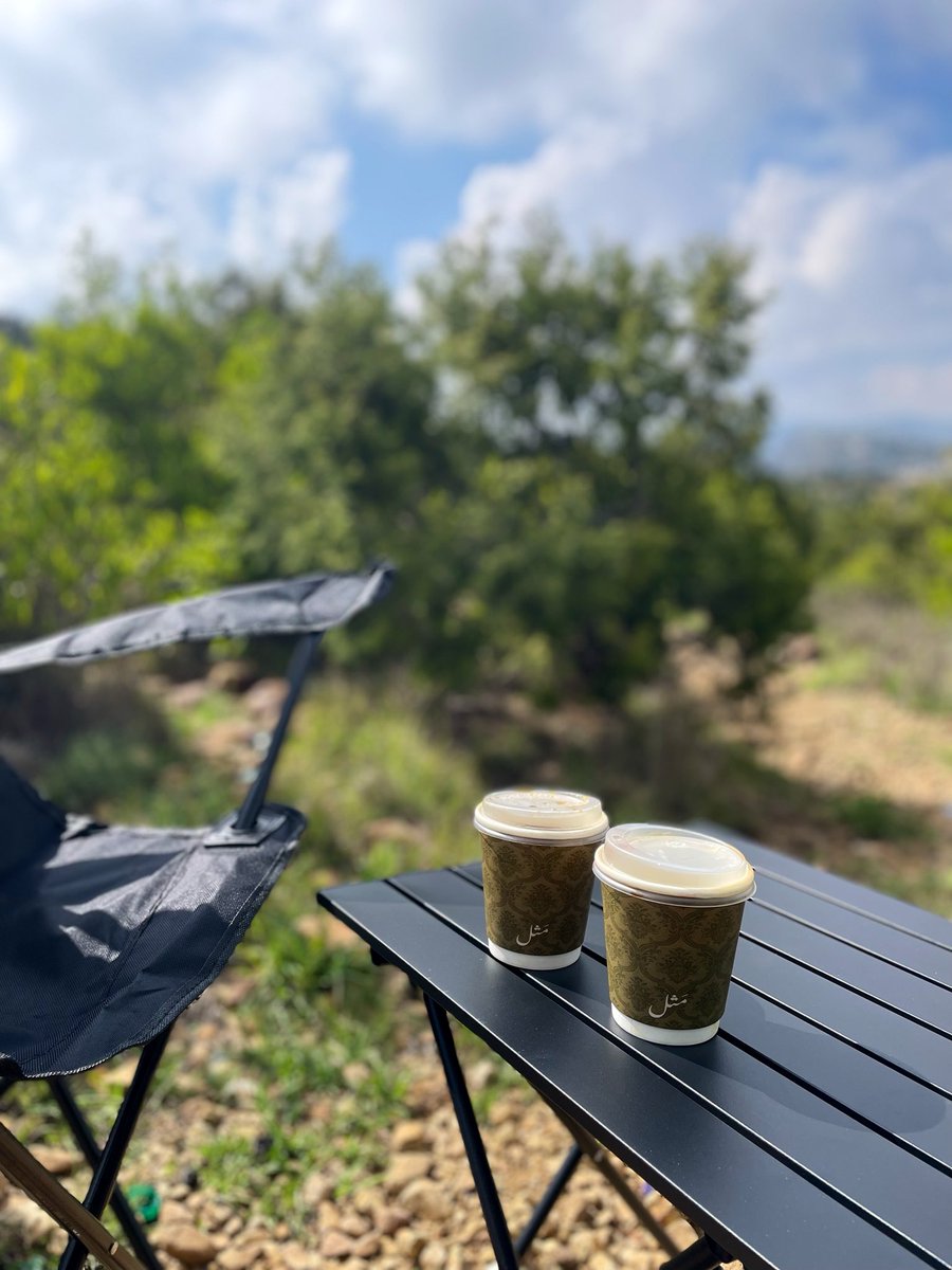 ᗷᗪOOᖇ . ♪ ☕︎︎ tweet media
