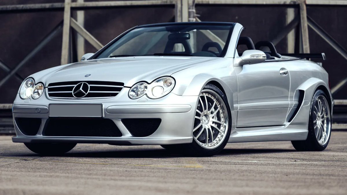 UniversoMotor24's tweet photo. CLK DTM Cabrio: 582 CV y solo 80 unidades en subasta 
 https://t.co/Iz7olTsbRf https://t.co/1yRmE8N8V3
