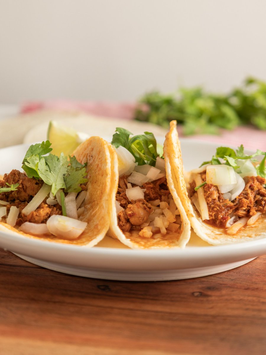 KeystoneMeats's tweet photo. 🍽️ Blanking on what to make for dinner tonight? We got you. Swipe through and pick your weeknight winner, then drop what you're making in the comments! 👇

🌮 Pork Birria Tacos
🍝 Marry Me Chicken Pasta
🥗 Greek Chicken Salad
🍅 Easy Baked Ziti https://t.co/9NnUODCJlU