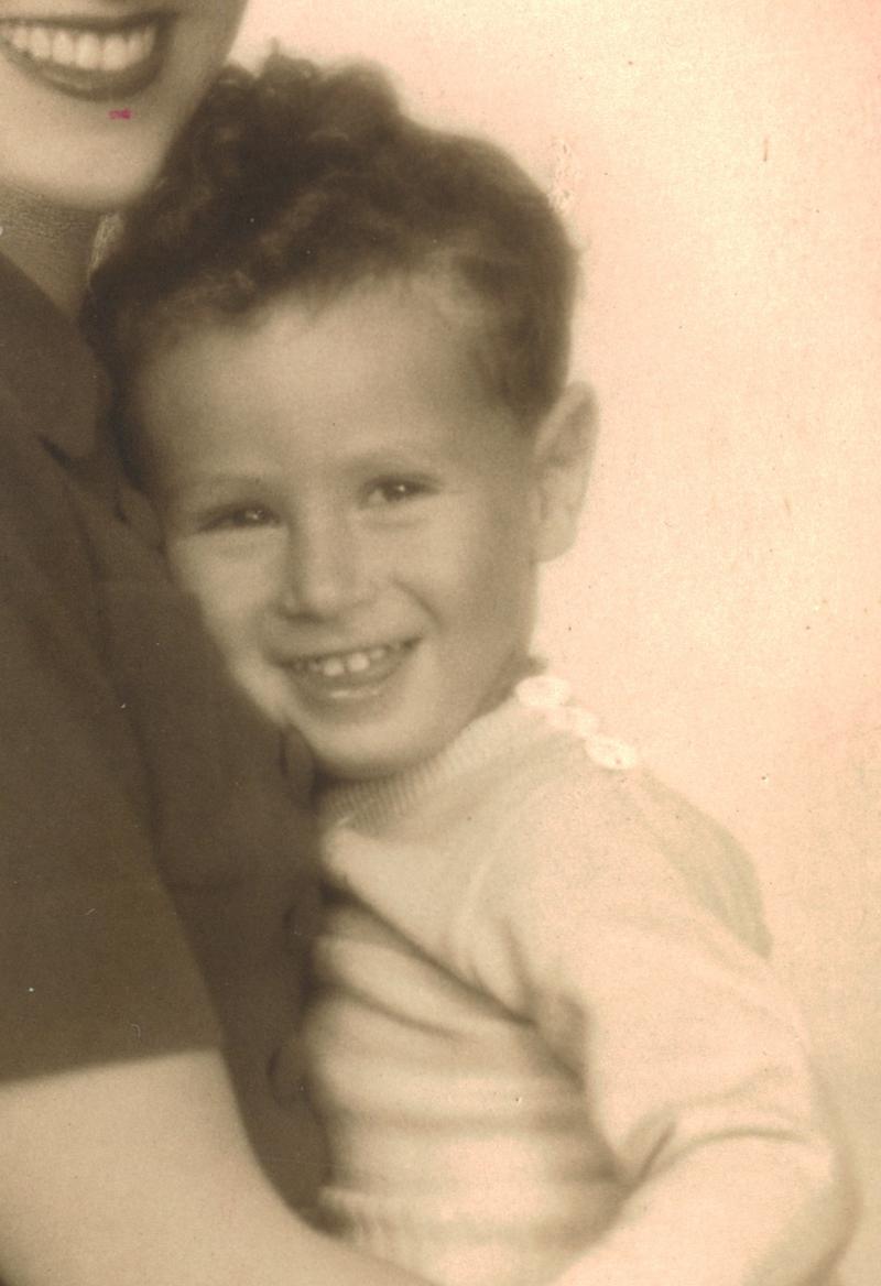 24 April 1936 | A Czech Jewish boy, Thomas Gross, was born in Prague.

He was deported to #Auschwitz from the #Theresienstadt Ghetto on 6 September 1943. Did not survive.
---

Children at Auschwitz
📖 Lesson: lekcja.auschwitz.org/dzieci_EN/
🎧 Podcast: youtu.be/aYKx_zpLSqA