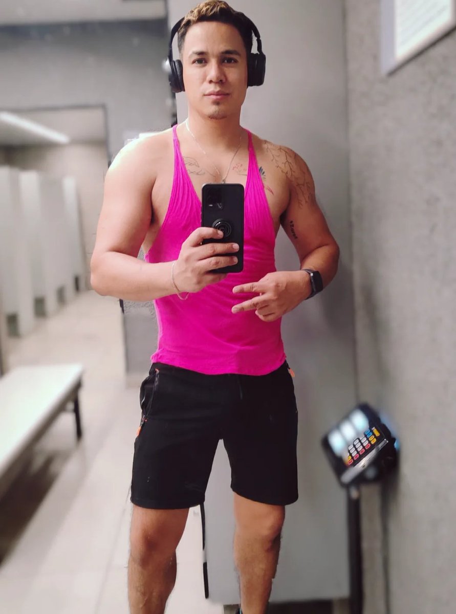 Zarza Mora tweet media