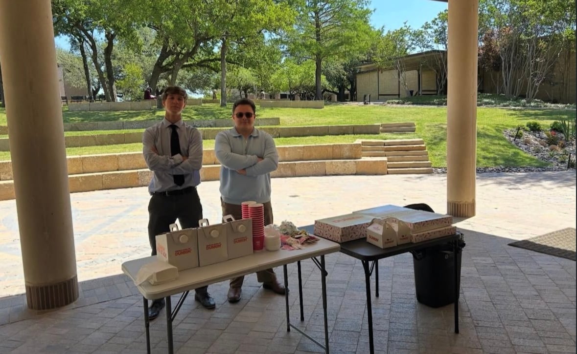 UofDallas's tweet image. Year one. Ranked No. 1 in Texas. The UDallas Knights of Columbus (@kofc) Council hit 580% of the statewide growth target in its very first year. 'What we have built is only the beginning,' said Grand Knight Vincent Pavese '27.

#UDallas #KnightsOfColumbus #CatholicEducation