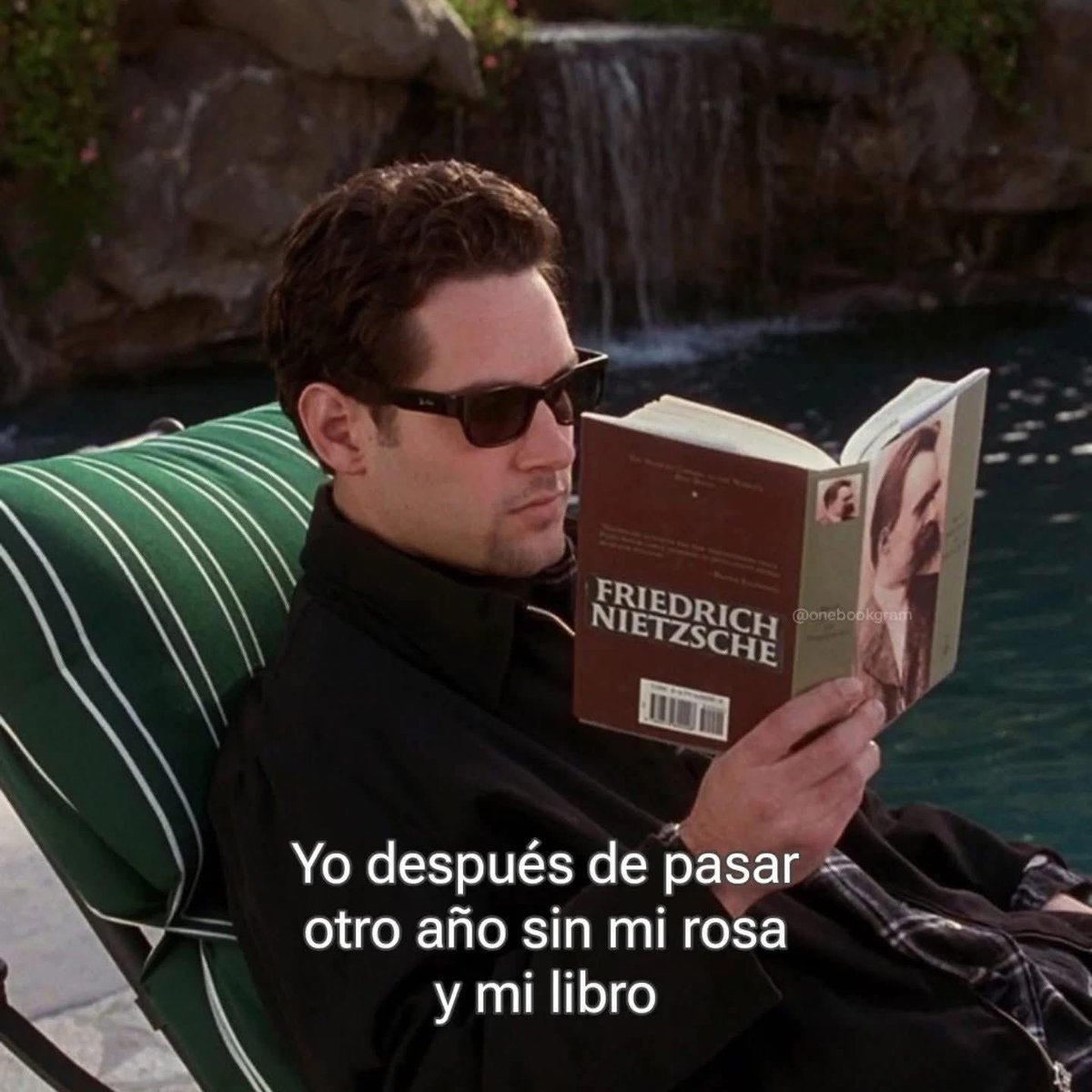 Amor por los libros tweet media