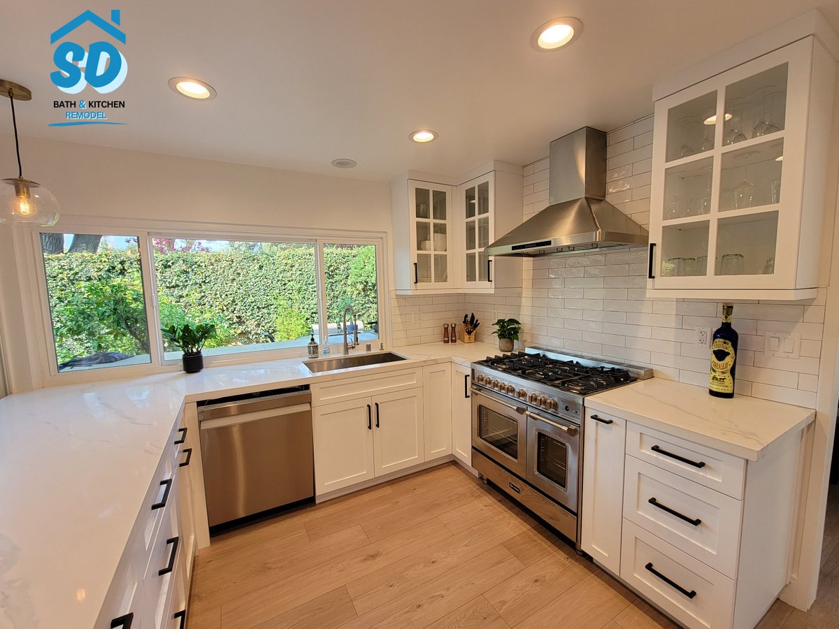 SDkitchenbath01's tweet image. Kitchen Remodeling San Diego improves layout, storage, and functionality for a more efficient and modern space. Upgrade your kitchen to enhance comfort and home value. Learn more remodelersd.com/kitchen-remode… Call (858) 284-7555
#KitchenRemodelingSanDiego #HomeUpgrade #ModernKitchen