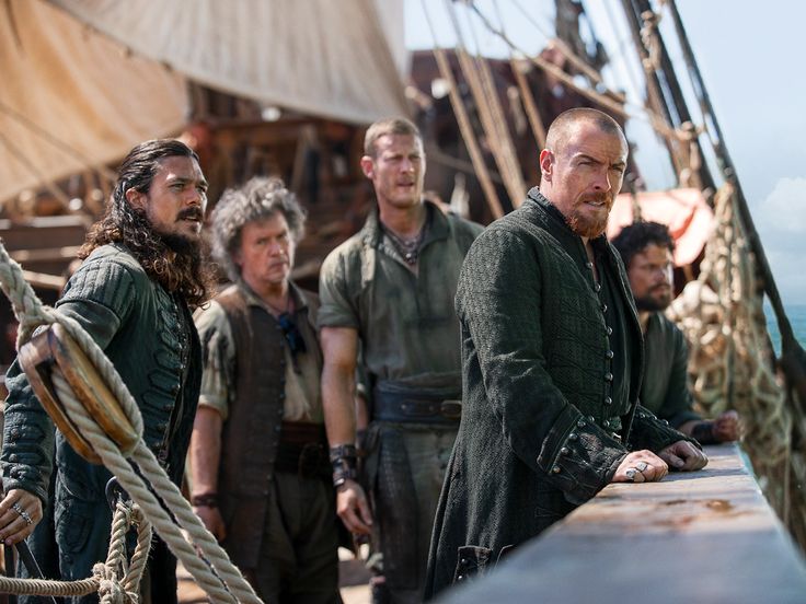 Edw_arD7's tweet photo. Black sails (2014-2017) 🎬🖤

" the fallen dream ✨️ "

الاغلب سمع بقصة جزيرة الكنز و تسابق القراصنه في العثور على الكنز الي يشوفونه حلم السلطه و إعلان تخليد اسطورة الي يلقاه فيهم بالتاريخ ..

في البداية بتحس انه شي قوي بس مع الوقت بيفقد بريقه تدريجي حتى مع الاداء الجيد للبعض .. https://t.co/77a0yYCbq4