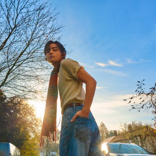 🇳🇿 Taehyung’s ‘FRI(END)S’ is now certified GOLD in New Zealand! 📀 

It becomes Taehyung’s third Gold single certification in NZ following ‘Love Me Again’ and ‘Slow Dancing’!

Congratulations Taehyung! 

#V_FRIENDS
#V #BTSV #taehyung #KimTaehyung #뷔