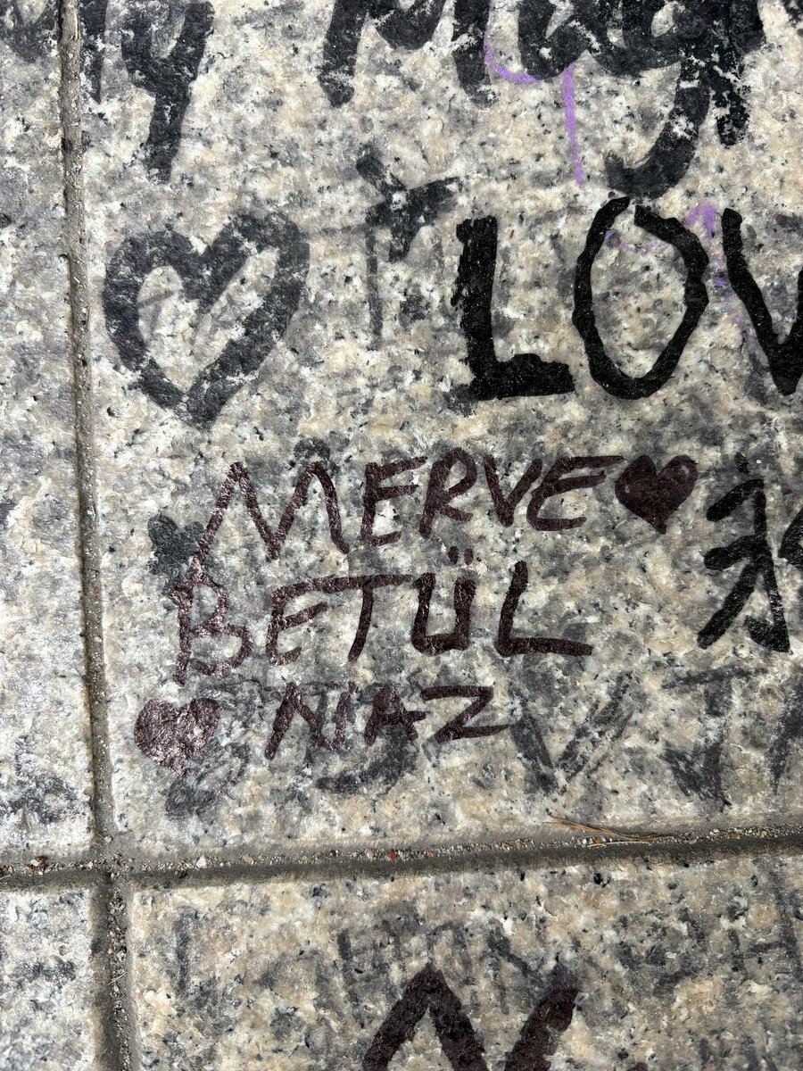 kore de beim de ismim yazıo biliyo muydunuz🤭🤭