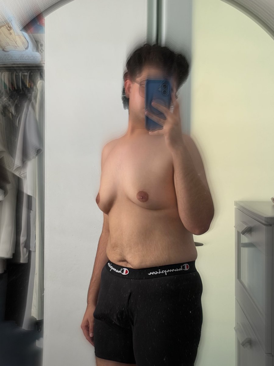 g_onz_b's tweet photo. Cualifico como “Big boy”? #chubby #puertorican #latino https://t.co/O6qt7B8cuj