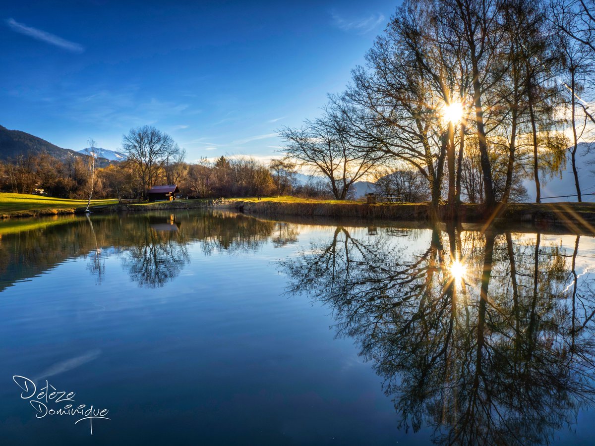 DelezeD's tweet image. Le matin, on est bien ☀️🌳☀️🇨🇭
Savièse, Valais, Suisse, 04/2026

#suisse #switzerland #sunrise #reflet @valaiswallis @MySwitzerland_e