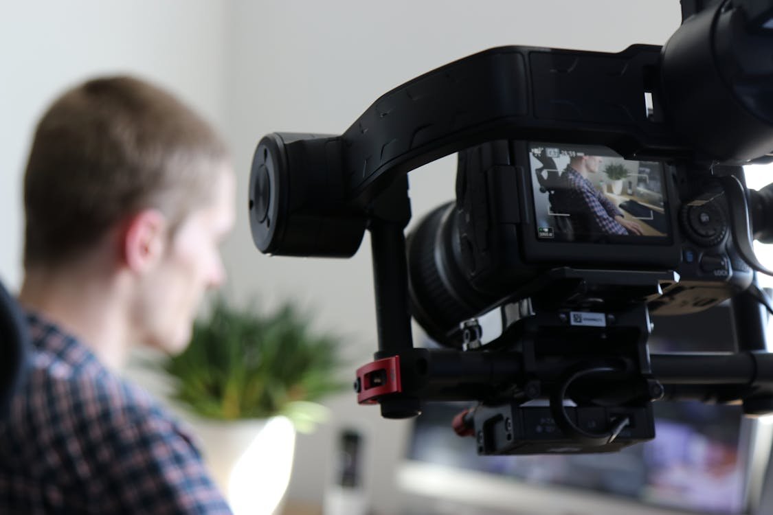 Static images are so last decade. Our cinematic video production captures your brand’s soul and stops the scroll. 

From testimonials to high-impact reels, we tell the story that makes your audience take immediate action. 

Contact us today at (405) 212-9432.