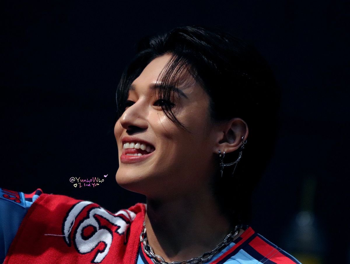 ATEEZ Smiles tweet media