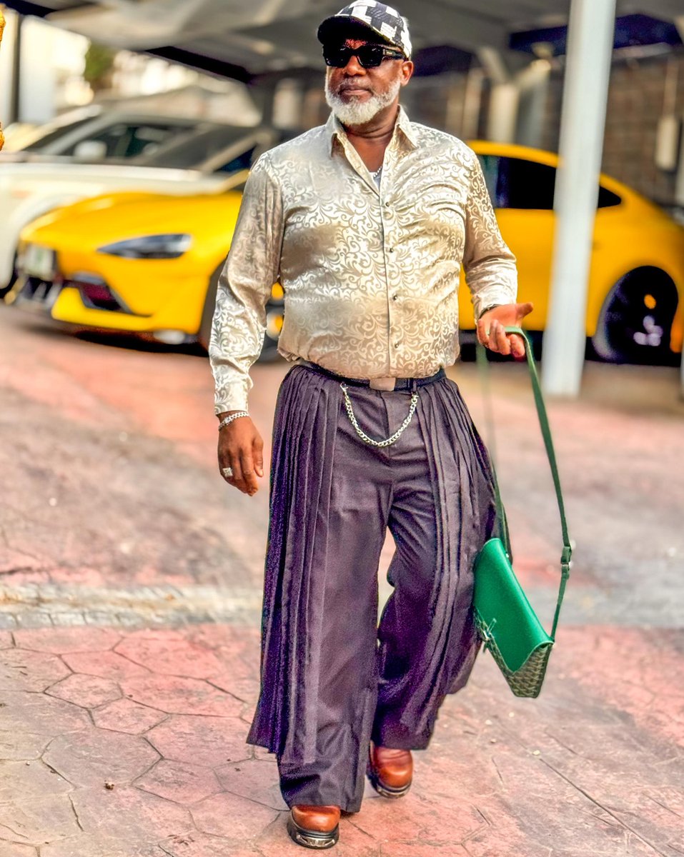 Senator Dino Melaye. (SDM) tweet media