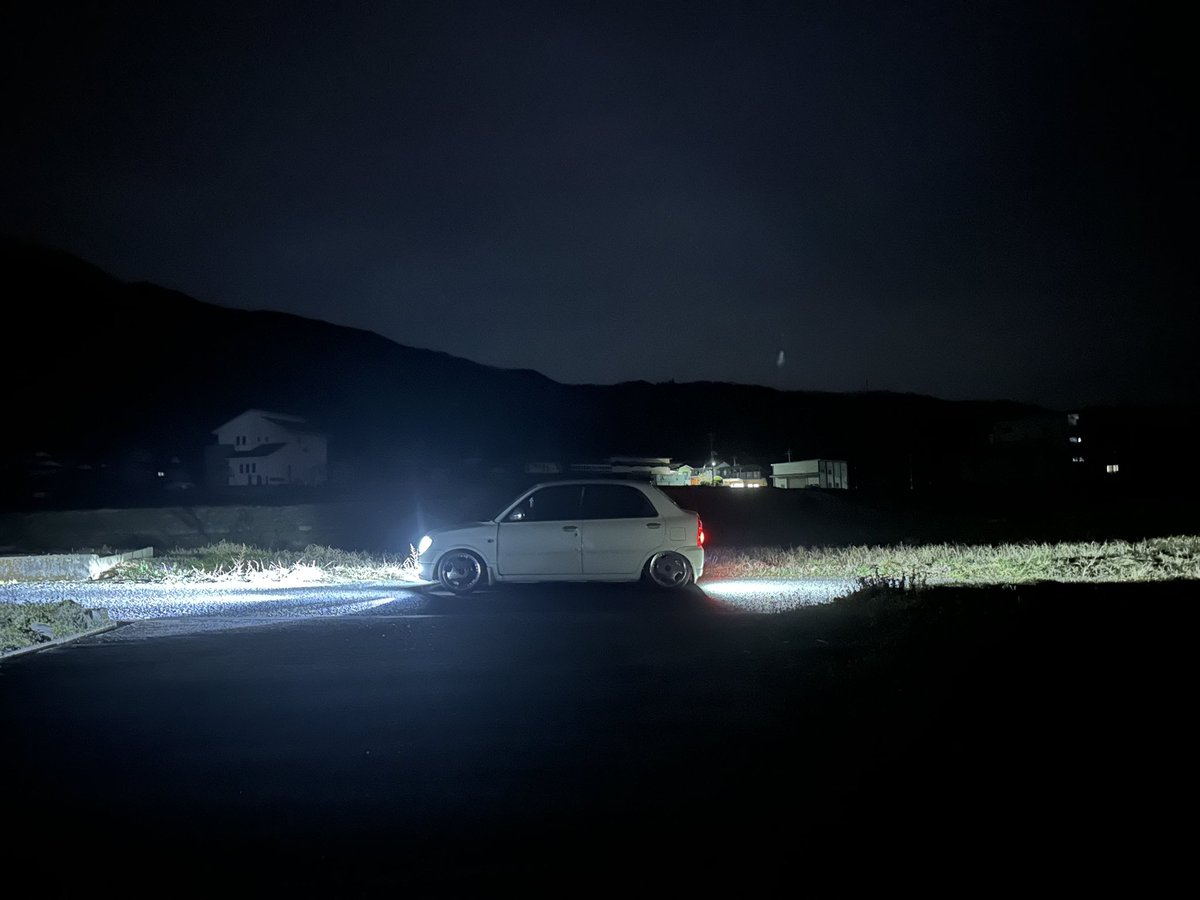 7台乗ってきたけどビンボーだからフォグなんて上等なもんついた車この3台しかない😂