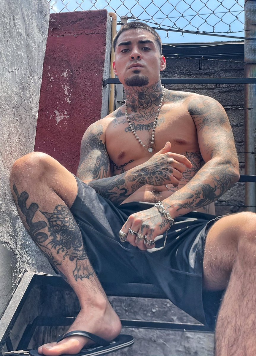 NICK BOLT tweet media