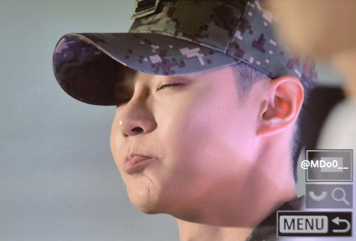 นตบมโลโซ tweet media