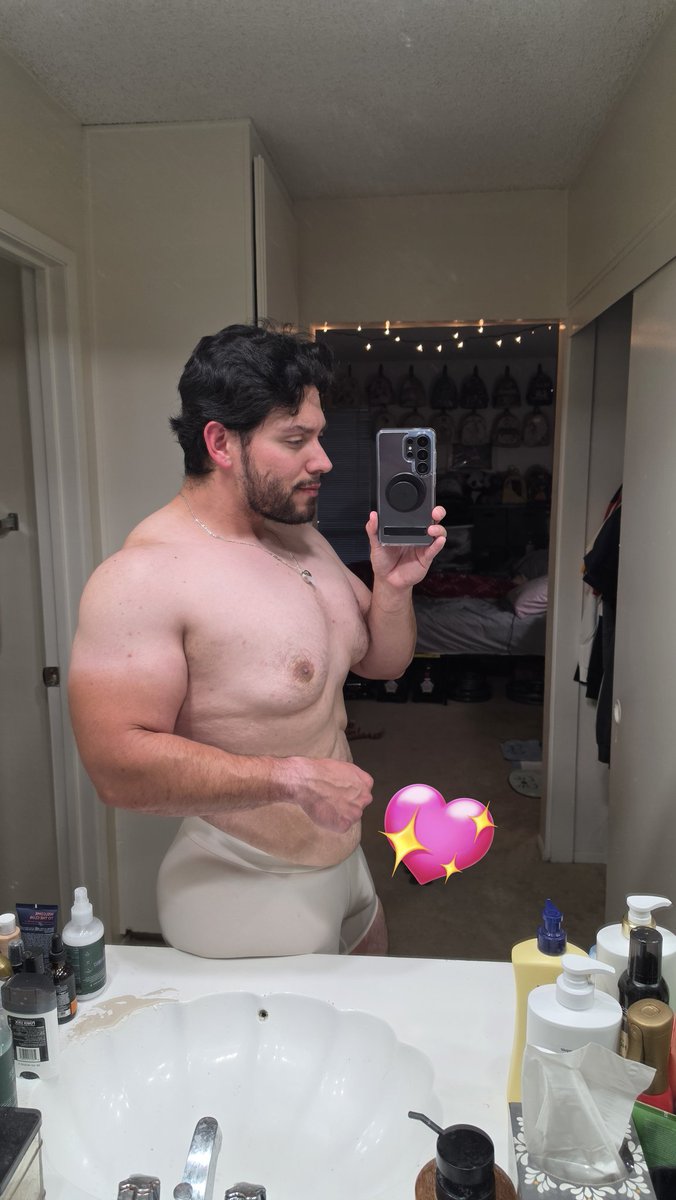 ☺︎︎ 𝐬𝐨𝐦𝐞 𝐠𝐮𝐲 tweet media