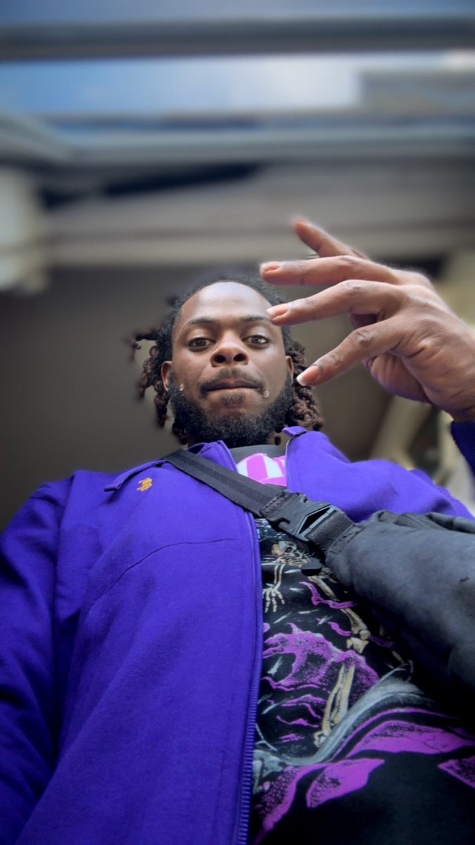 KO_Buckz's tweet image. Just cuz ♈️💜
#stl  #single