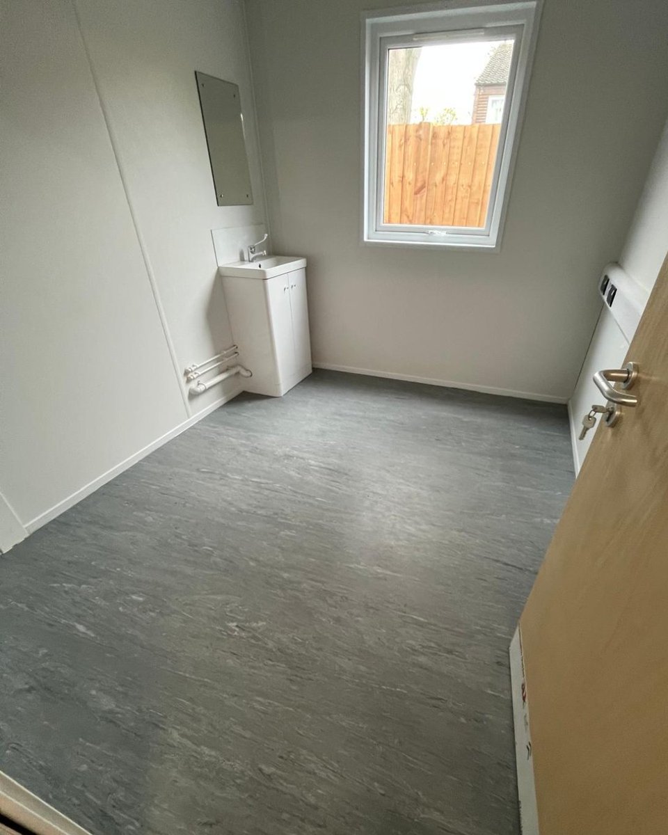 SandDFlooring's tweet photo. We’ve LOVED bringing a fresh new feel to this vital healthcare space in Essex.

Finished in a sleek Graphite tone, this Polyflor XL PU installation instantly created a cleaner, more modern environment. 

#NHSflooring #HealthcareDesign #Polyflor #Essex https://t.co/oBLXKANMjV
