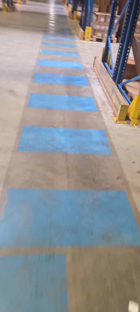 tchoupi__'s tweet image. #oskour #help #suicide