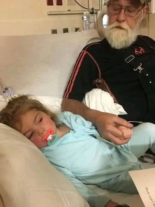 Native American Chief tweet media