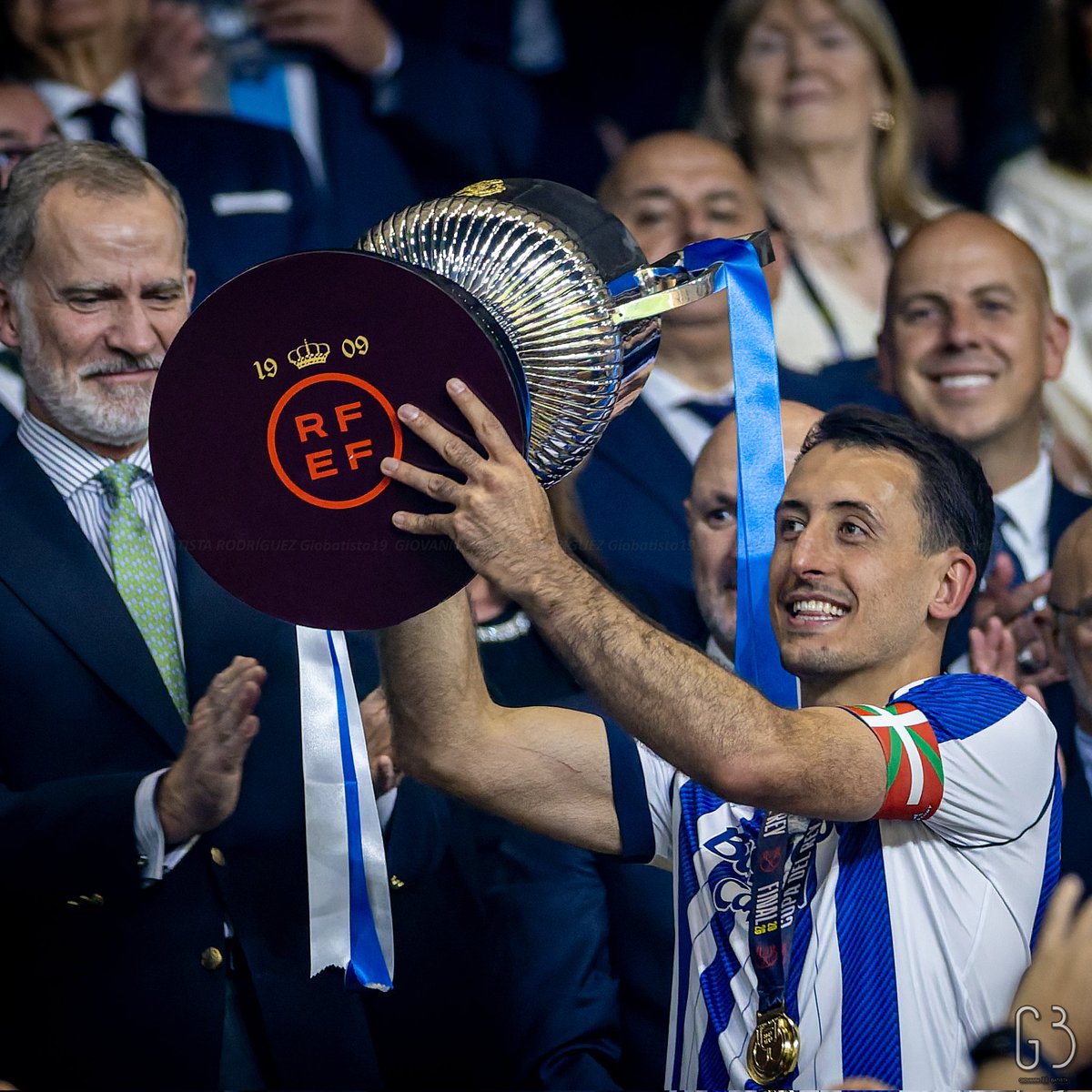 Giobatista19's tweet photo. ⚽️📸 FOTOGALERÍA | @atleti - @realsociedad (Celebración)

🗓️ (04/03/26) Final #copadelrey 

GALERÍA COMPLETA 👇👇

https://t.co/Gv6xKezboD

©️: @giobatista19

#RealSociedad I #atleticomadrid https://t.co/1b7ymrsYa8