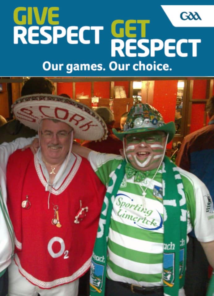 LimerickFanPage's tweet photo. The rivalry lasts for 70 minutes...
...but the friendships last a lifetime! 
@LimerickCLG @OfficialCorkGAA 
#giverespectgetrespect https://t.co/DNpcc6xoKF