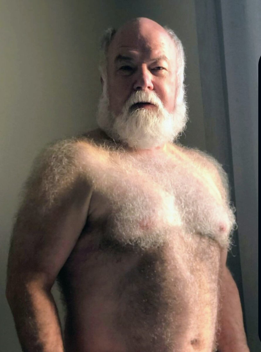 BearDude tweet media