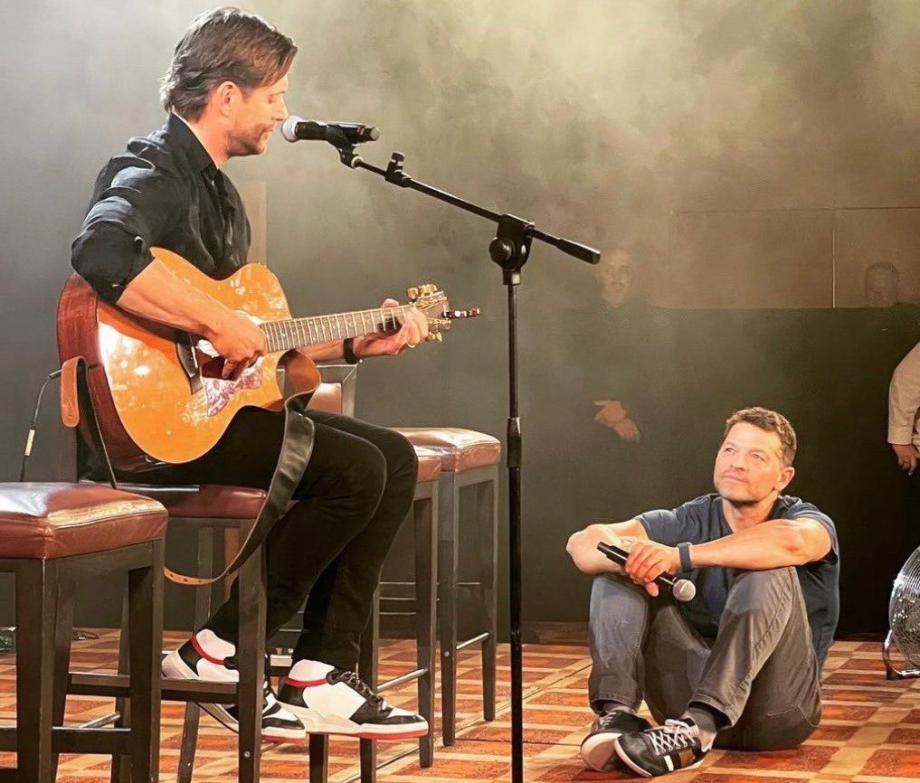 Godstiel tweet media