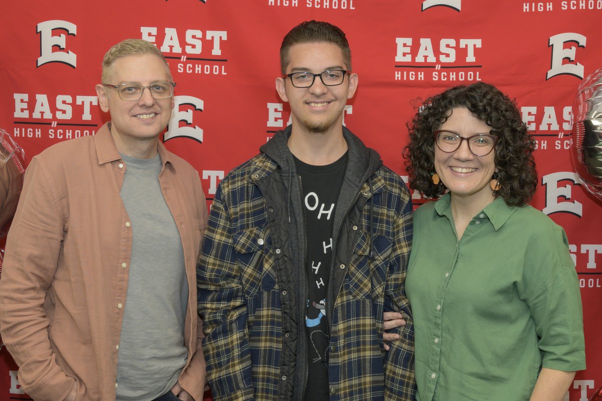 DMEHSAlumni's tweet photo. 🎓 Big day for East High’s Class of 2026!
$209,000 in scholarships awarded to 49 amazing seniors — thanks to our generous alumni &amp; supporters! 💛
Keep the legacy going:
 https://t.co/MlEvHVzqi7
#EastHighPride #EHSAlumni #ClassOf2026 https://t.co/sLTduWhPV3