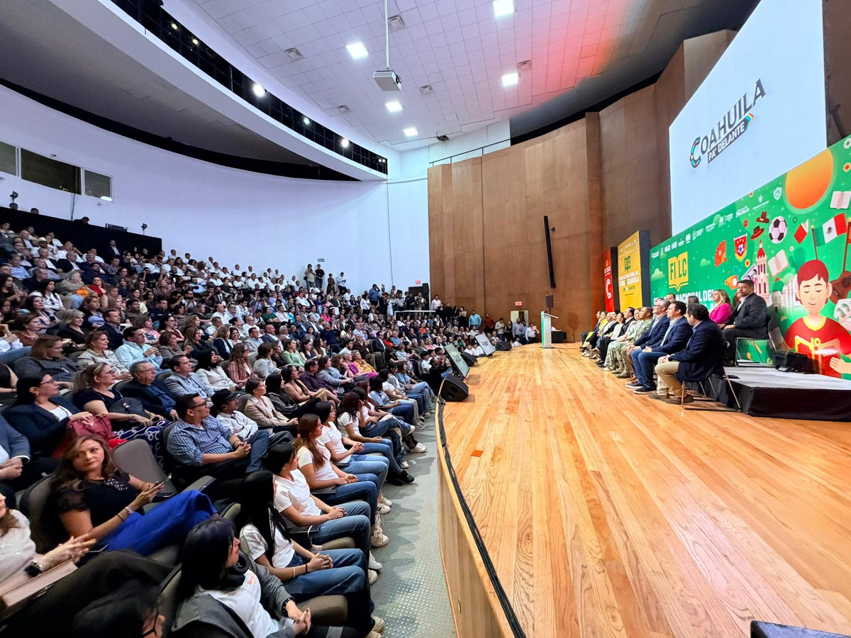 manolojim's tweet photo. En #Arteaga en la Ceremonia de Inuguración de la Feria Internacional del Libro de Coahuila 2026. #CoahuilaPaDelante #APasosDeGigante #LeerEsDeGigantes https://t.co/tUq7MKwete