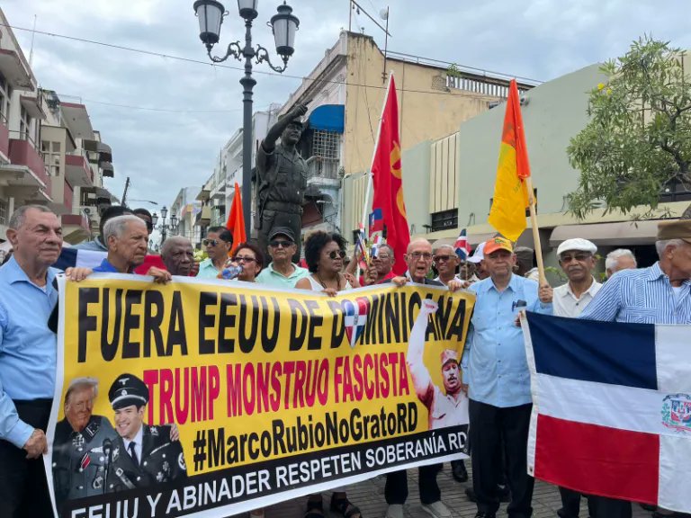 A 61 años de la Revolución de Abril reafirman el compromiso de defender la soberanía eldemocratico.com/a-61-anos-de-l…