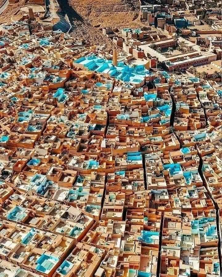 انا هي بالضبط 🤍❤💚🇩🇿 tweet media