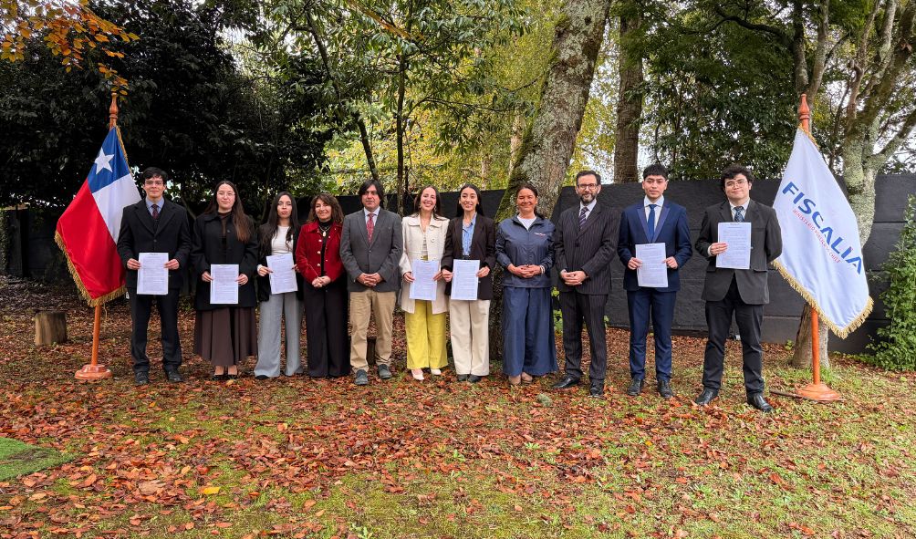 Derecho U. Austral de Chile tweet media