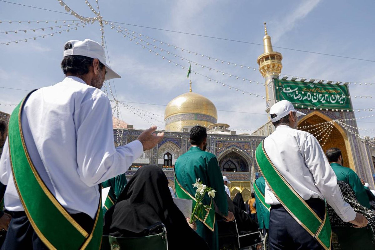 من حسینَم tweet media