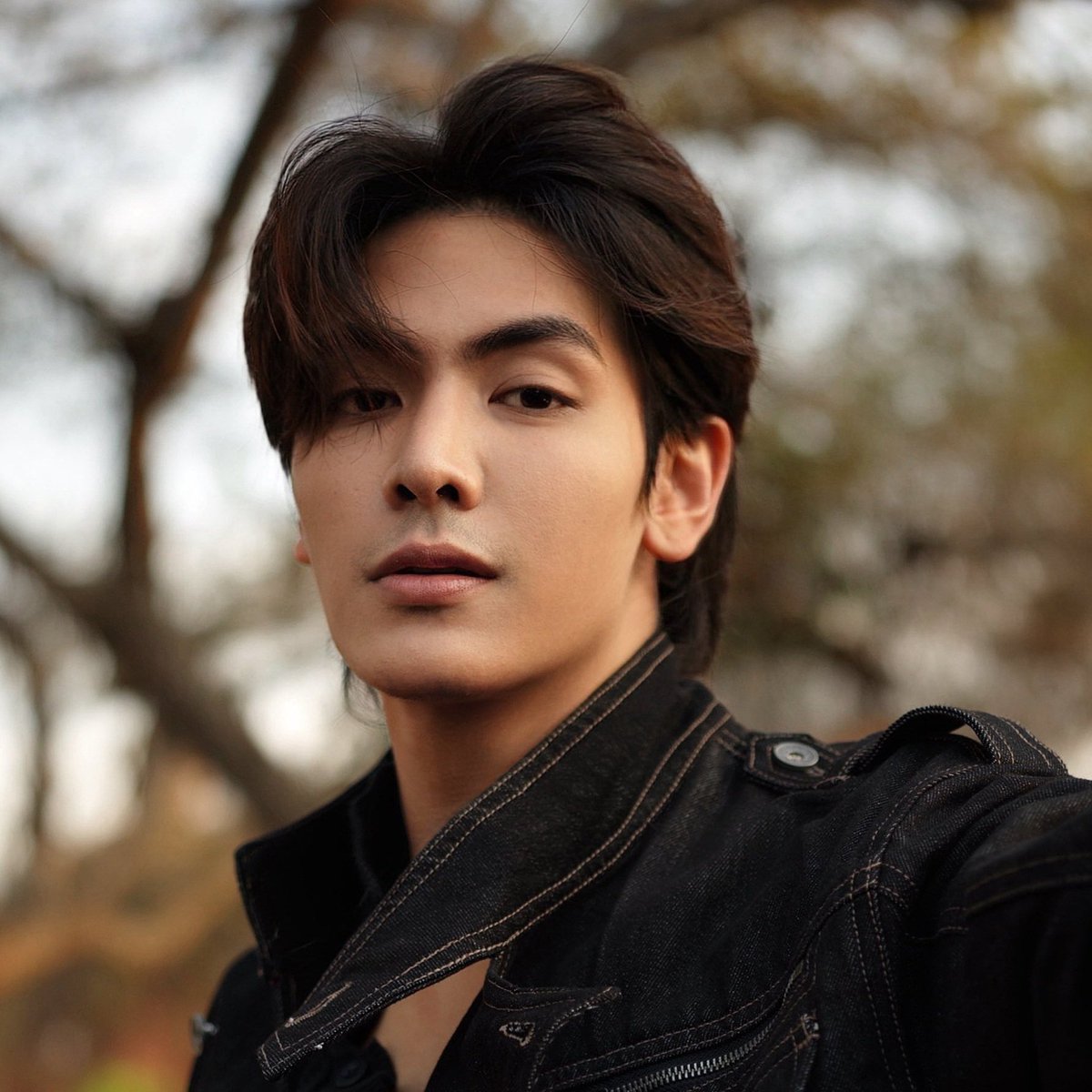 There are things I'll never understand in this life....and one of them is....how HOW CAN ARCHEN BE THIS INSANELY BEAUTIFUL??? 
😭😭😭

#จุงอาเชน #JoongArchen