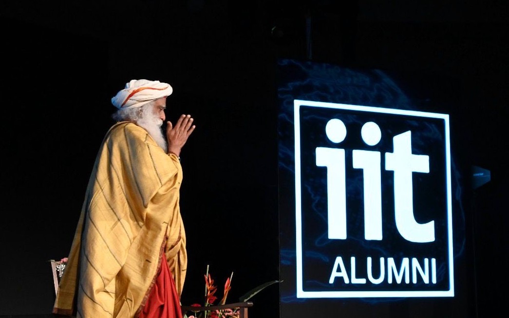 SadhguruJV's tweet image. Those who are at the cutting edge of technology and external wellbeing, if we want to ride on the successes we have created, investing in inner wellbeing is no more a spiritual aspiration but a basic requirement to remain effective in just about anything we do. -Sg

#IIT2026