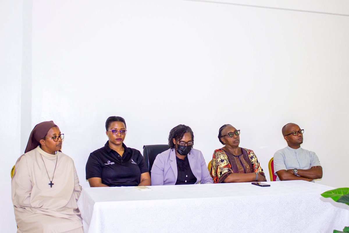 Avega_Agahozo_'s tweet photo. AVEGA extends its heartfelt gratitude to Shelter Group Africa for their generous support to Genocide survivors and their continued commitment.  

#Kwibuka32 https://t.co/NeQ0DZODbK