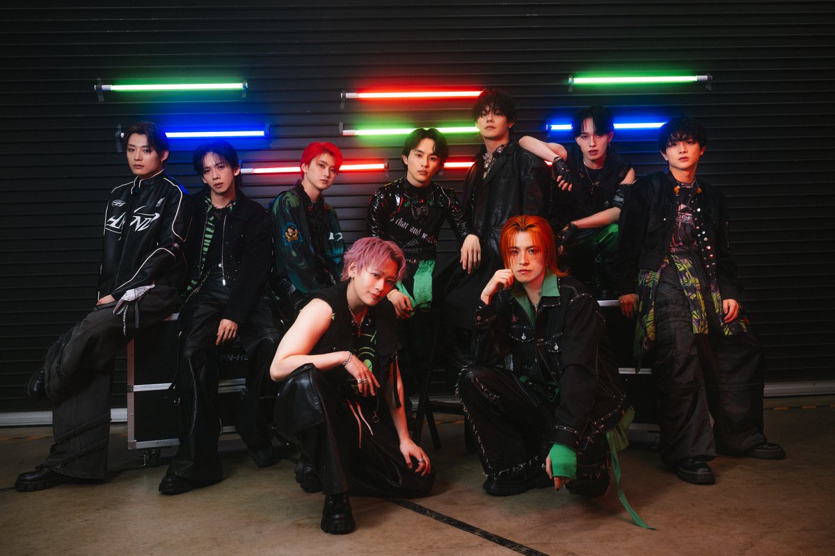 dunk_dance's tweet photo. #D_U_N_K_ Showcase
in K-Arena Yokohama 2026
𝗗𝗔𝗬𝟮 ➤➤ 本日【4/25(土) 18:00】配信.ᐟ.ᐟ
────────

❏ 超特急
#超特急
@sd_bt 

➤ 詳細&amp;Hulu視聴チケット
https://t.co/iIsgTT5DmX
※2週間の見逃し配信あり
※Hulu月額会員登録なしでもチケット購入可能 https://t.co/ryEDjOJSSf