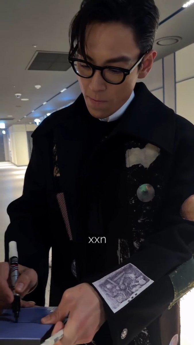 puTOPinamo's tweet image. HE'S UNREAL I SWEAR 😭

T.O.P x TOP SPOT - [ANOTHER DIMENSION] DOLBY CINEMATIC EXPERIENCE EVENT
#TOP #탑 #최승현 #CHOISEUNGHYUN #TTTOP