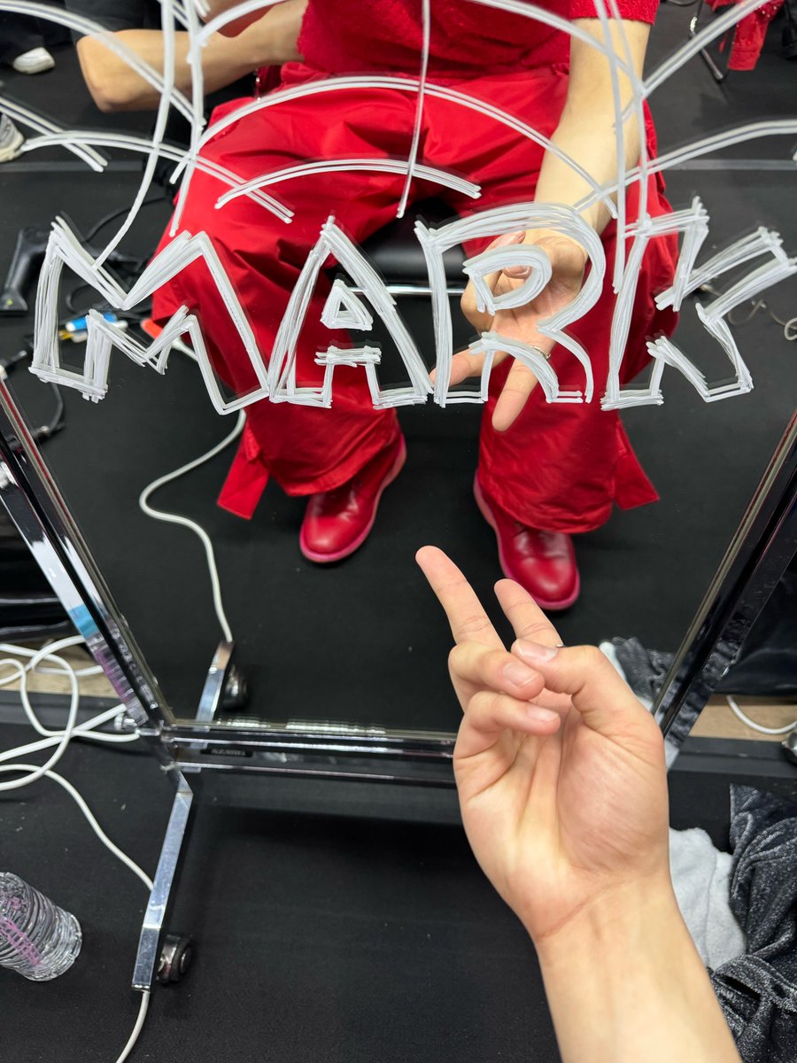 nana tweet media