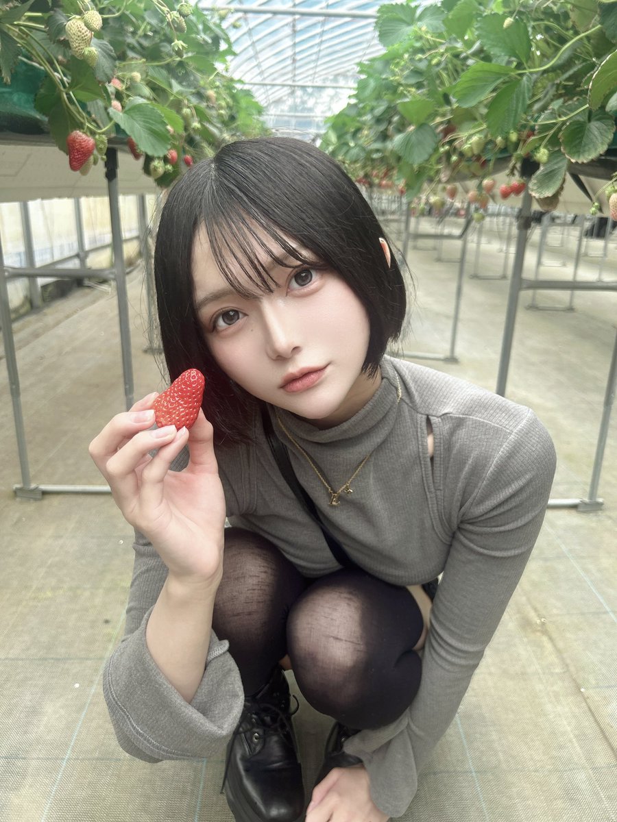 新川るり tweet media