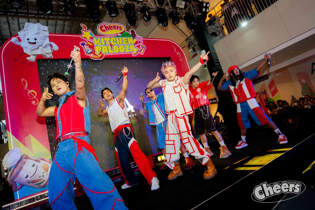 Here’s what went down at the Cheers Kitchenpalooza in Bicol ☀️🏝️

We brought the heat with exciting activities, the first look at the #SummerCheers MV, and sizzling stage performances from ALAMAT that lit up the crowd! 🔥