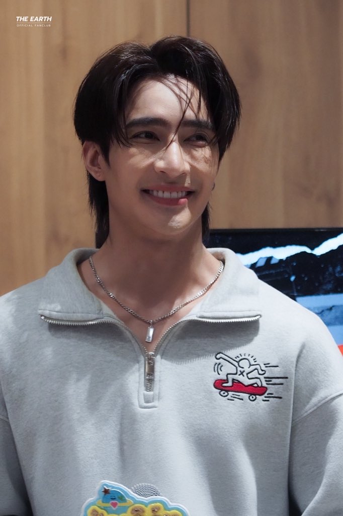 EarthOfficialFC's tweet image. ขอเห็นรอยยิ้มนี้ทุกวันเลยได้มั้ย 🤎

[20260424] - #OnlyFriendsDreamOnEP9

Earth Pirapat
@Earth_Pirapat #EarthPirapat