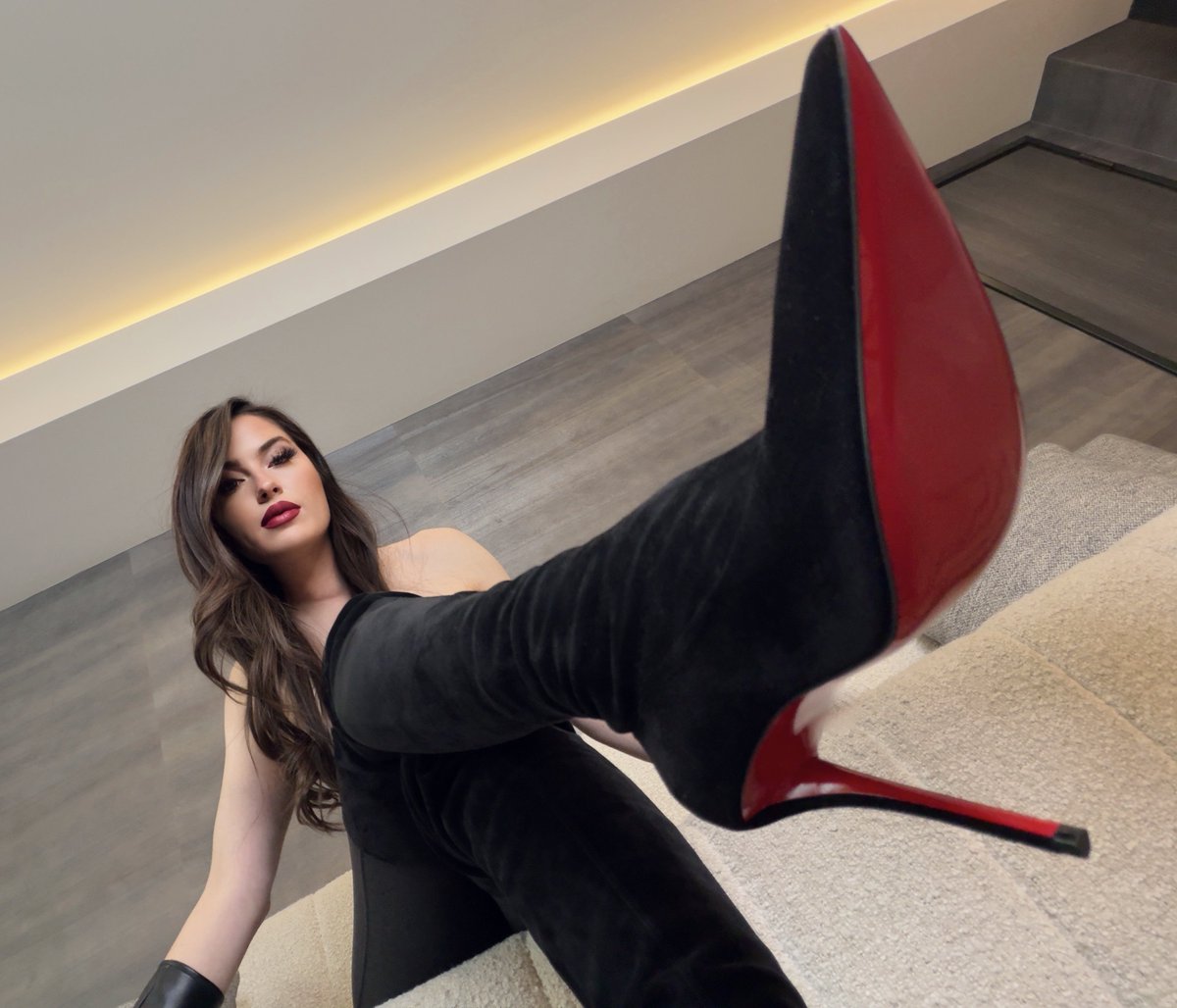 Mistress Alessa tweet media