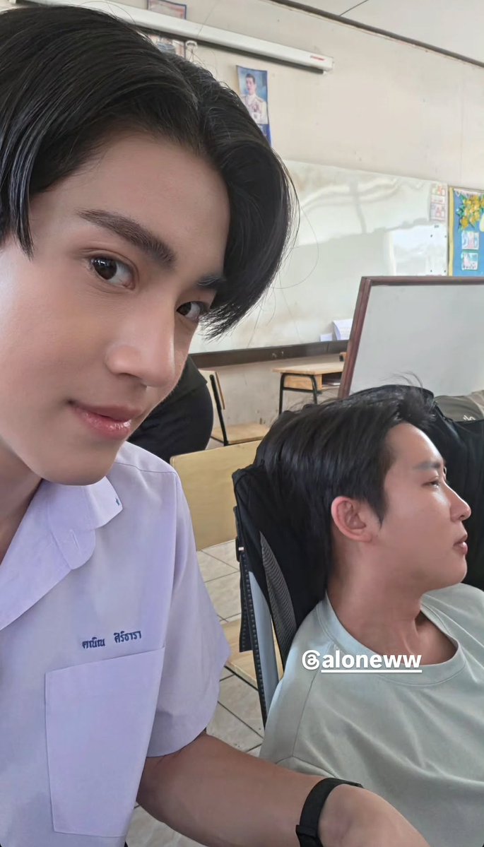 ขี้แกล้งงง

🌐 IG story : almondbabybigboy

#Almondbabybigboy
#ด้อมภภ #PSPW