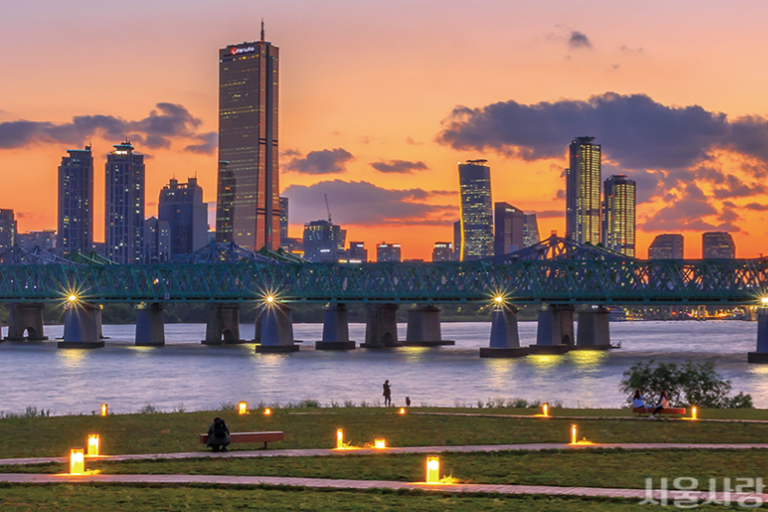 오로라 tweet media